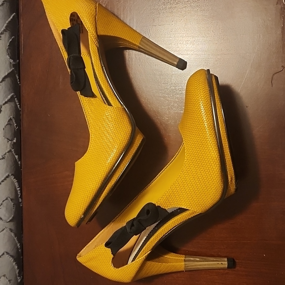 Womens Shoes